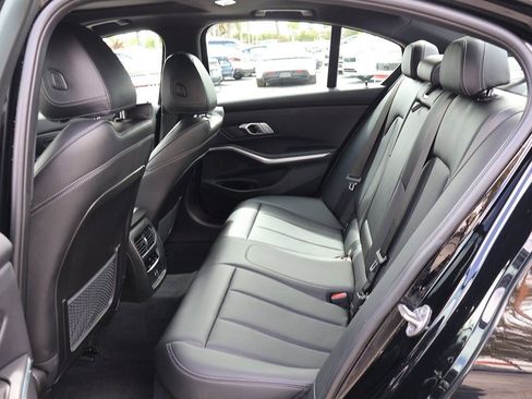 Used 2022 BMW 330i Sedan w/ Driving Assistance Package RWD image 38