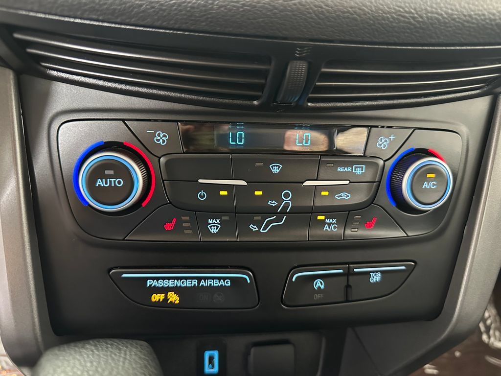 Used 2018 Ford Escape SE AWD/4WD image 29