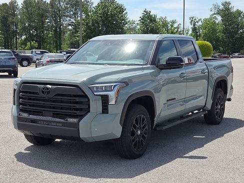 New 2026 Toyota Tundra Limited AWD/4WD image 2