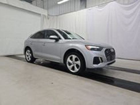 Used 2023 Audi Q5 2.0T Premium Plus w/ Premium Plus Package AWD/4WD image 19