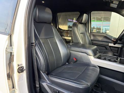 Certified 2022 Ford F350 Lariat w/ Lariat Value Package image 9