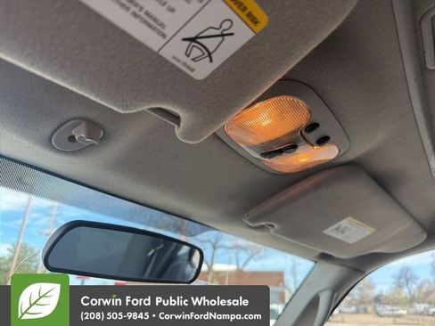 Used 2005 Jeep Liberty Sport image 18