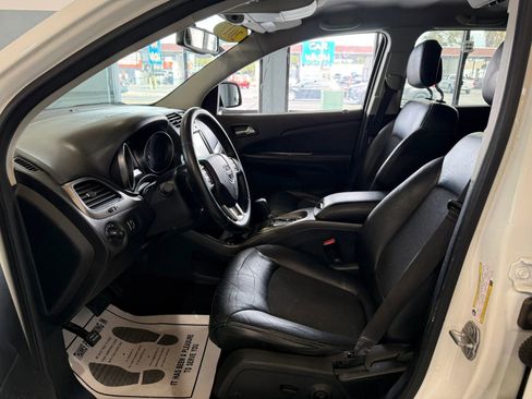 Used 2017 Dodge Journey Crossroad image 9