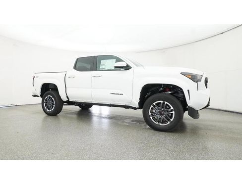 New 2025 Toyota Tacoma TRD Sport image 28