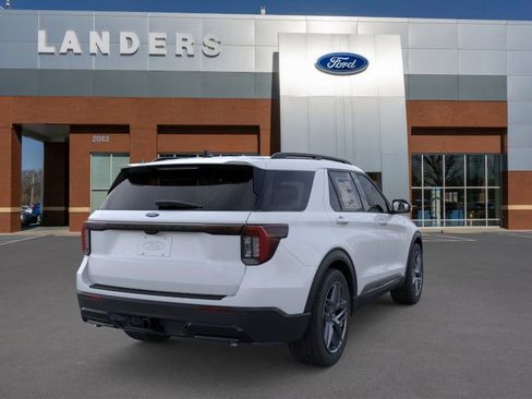 New 2026 Ford Explorer ST-Line w/ ST-Line Street Pack image 8