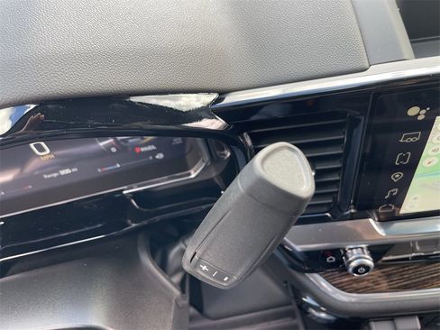 New 2026 GMC Sierra 1500 Elevation image 16