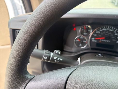 New 2026 Chevrolet Express 2500 w/ Driver Convenience Package RWD image 13