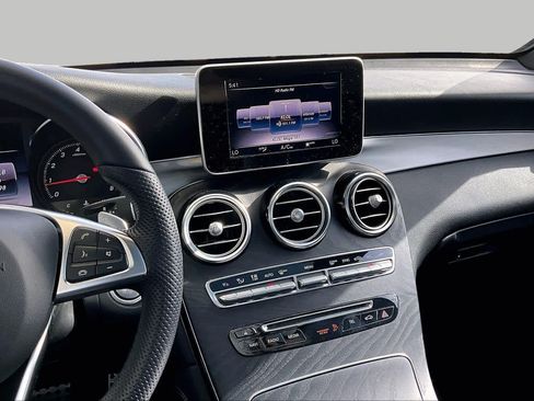 Certified 2019 Mercedes-Benz GLC 300 image 7