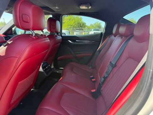 Used 2018 Maserati Ghibli GranLusso RWD image 10