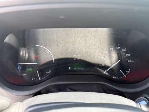 Certified 2023 Toyota Sienna XSE FWD image 19