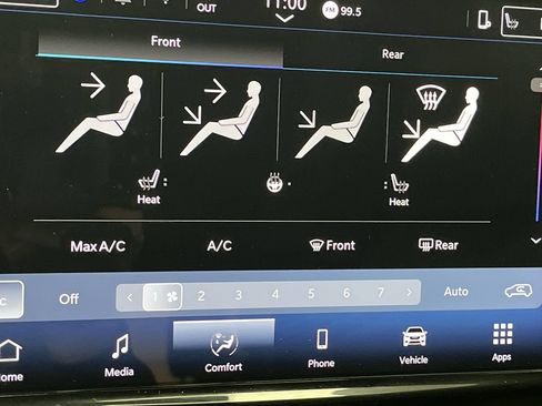 Used 2025 Chrysler Pacifica Select FWD image 23