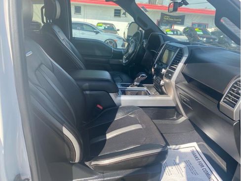 Used 2018 Ford F150 Platinum w/ Equipment Group 701A Luxury AWD/4WD image 10