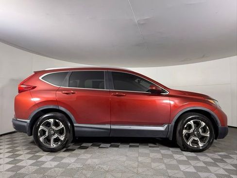 Used 2018 Honda CR-V Touring image 8