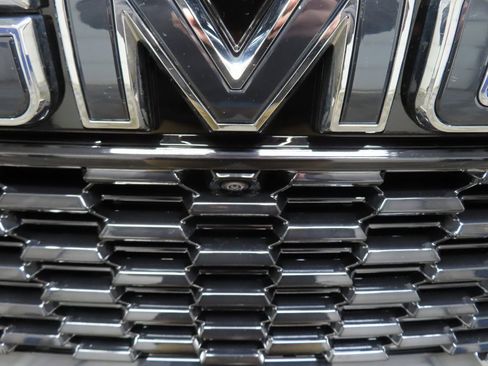 Used 2024 GMC Yukon XL Denali Ultimate image 52