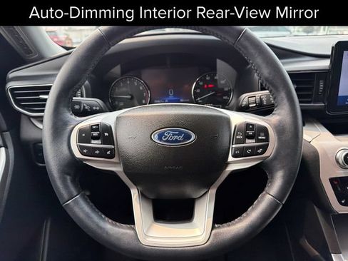 Used 2023 Ford Explorer XLT w/ Equipment Group 202A AWD/4WD image 17