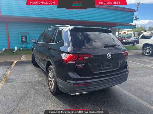 Used 2018 Volkswagen Tiguan S image 3