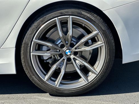 Used 2024 BMW 330i Sedan w/ M Sport Package image 8