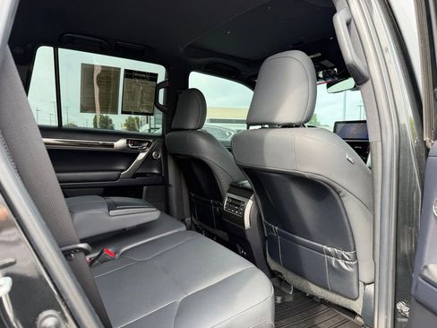 Used 2023 Lexus GX 460 Premium w/ Premium Plus Package AWD/4WD image 28