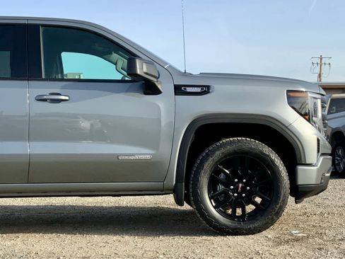 New 2026 GMC Sierra 1500 Elevation image 11