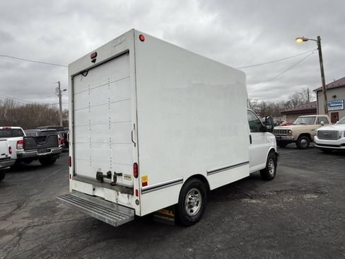 Used 2021 Chevrolet Express 3500 w/ Power Convenience Package RWD image 4