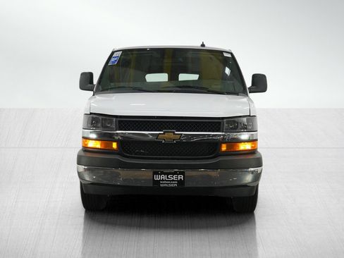 Used 2025 Chevrolet Express 3500 LT w/ LT Preferred Equipment Group RWD image 8