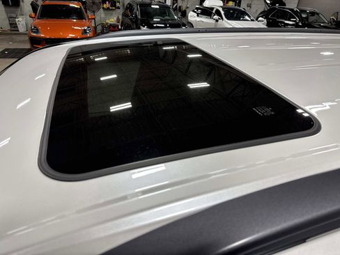 Certified 2025 Lexus LX 700h Luxury image 34