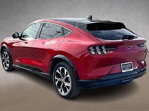 Used 2022 Ford Mustang Mach-E Premium image 10