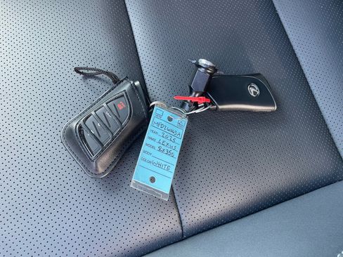 Used 2025 Lexus RX 350 FWD w/ Technology Package image 32