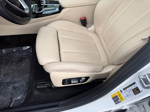 Used 2021 BMW X3 xDrive30e w/ Premium Package image 28