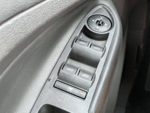 Used 2015 Ford Escape S FWD image 26