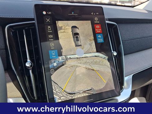 New 2026 Volvo XC90 B6 Plus w/ Protection Package Premier image 15