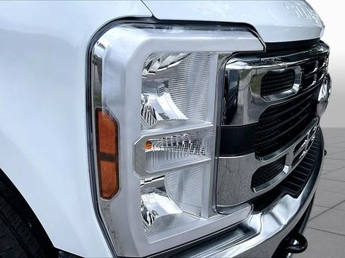 Used 2025 Ford F250 XLT AWD/4WD image 28