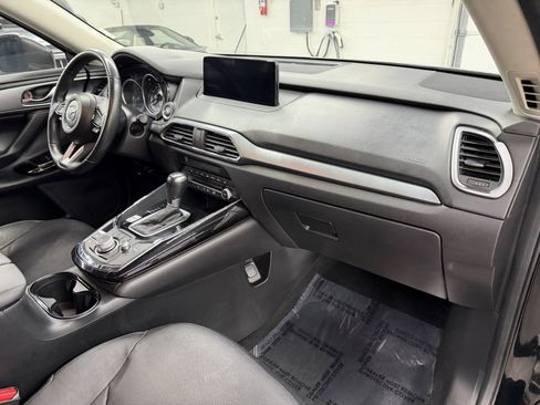 Used 2023 MAZDA CX-9 Touring image 18