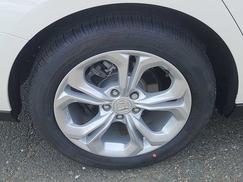 Certified 2024 Honda Accord LX image 8