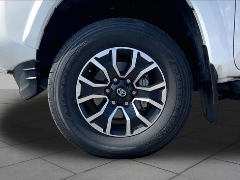 Certified 2023 Toyota Tacoma TRD Sport AWD/4WD image 10