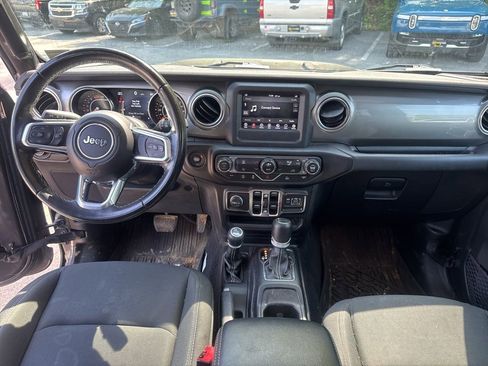 Used 2021 Jeep Wrangler Unlimited Sahara image 10