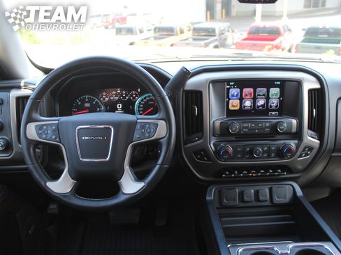 Used 2018 GMC Sierra 1500 Denali w/ Denali Ultimate Package AWD/4WD image 14