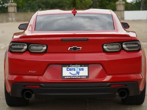 Used 2016 Chevrolet Camaro SS RWD image 6