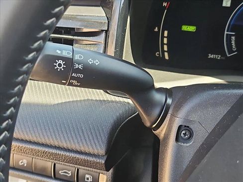 Used 2025 Toyota Camry SE FWD image 14