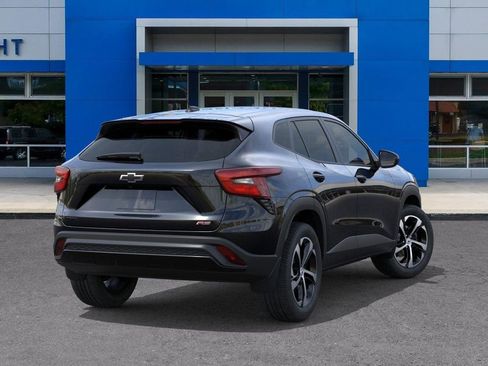 New 2026 Chevrolet Trax RS image 4