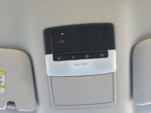 New 2026 Nissan Pathfinder SL image 7