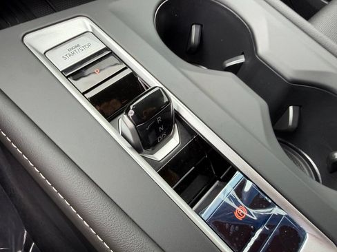 New 2026 Volkswagen Atlas SE FWD image 27