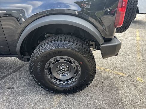 New 2025 Ford Bronco 2-Door w/ Sasquatch Package AWD/4WD image 7