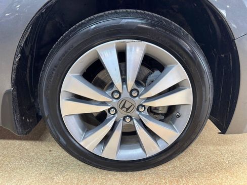 Used 2011 Honda Accord EX-L image 35
