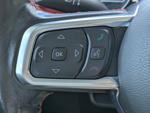 Used 2021 Jeep Gladiator Rubicon w/ LED Lighting Group AWD/4WD image 17