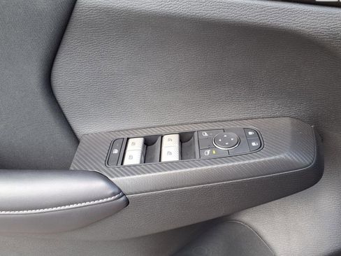 New 2025 Mitsubishi Outlander ES image 25