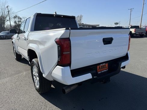 Used 2024 Toyota Tacoma SR5 image 6