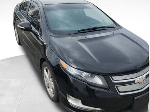 Used 2014 Chevrolet Volt Premium w/ Premium Trim Package image 3