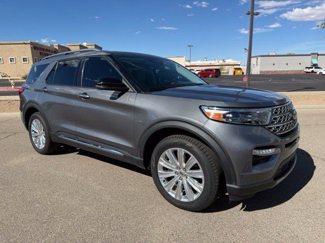 Used 2021 Ford Explorer Limited w/ Equipment Group 301A RWD image 3