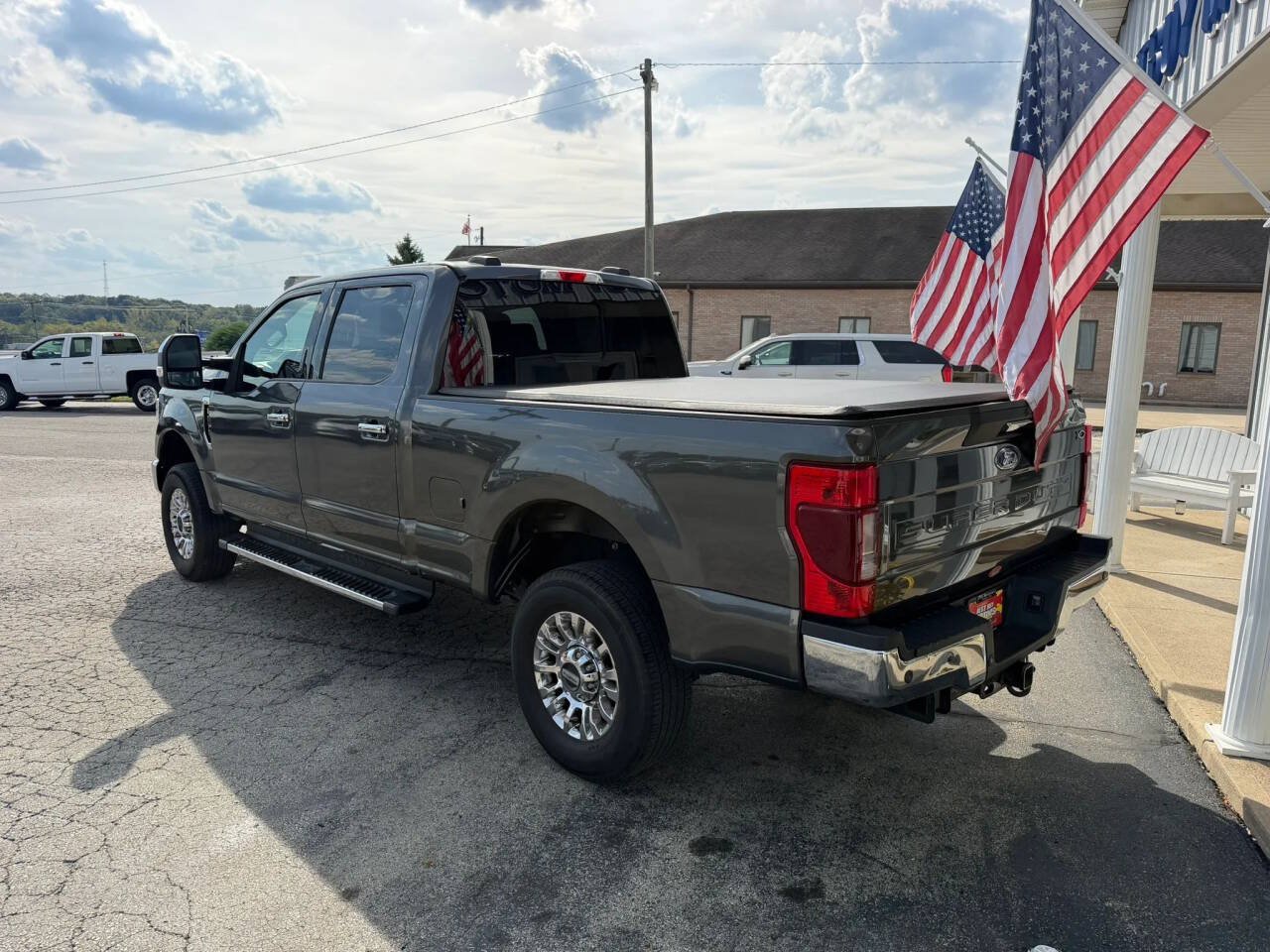 Used 2020 Ford F250 XLT w/ XLT Premium Package AWD/4WD image 3